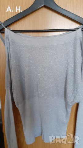 Сребриста блуза, снимка 2 - Блузи с дълъг ръкав и пуловери - 27021833