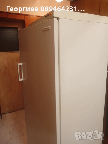 Продавам голям вертикален фризер Зануси, с добър външен видн вид, но с изтекъл фреон. , снимка 5 - Фризери - 52528368