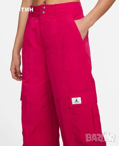 Дамско долнище Jordan Essentials Utility Mystic Hibiscus - размер S, снимка 2 - Спортни екипи - 43638432