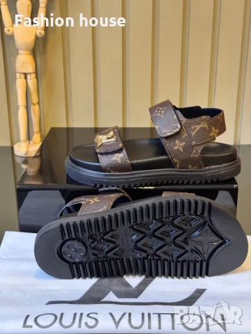 Louis Vuitton дамски сандали, снимка 3 - Сандали - 50958261