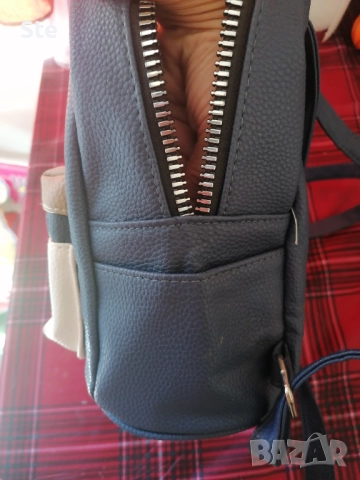 Нова синя дамска раница, снимка 2 - Раници - 51550061