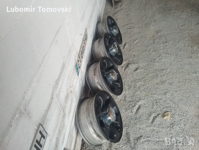 Джанти за Паджеро, снимка 2 - Гуми и джанти - 53158617