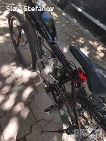 Продавам колело с бензинов двигалел, снимка 1