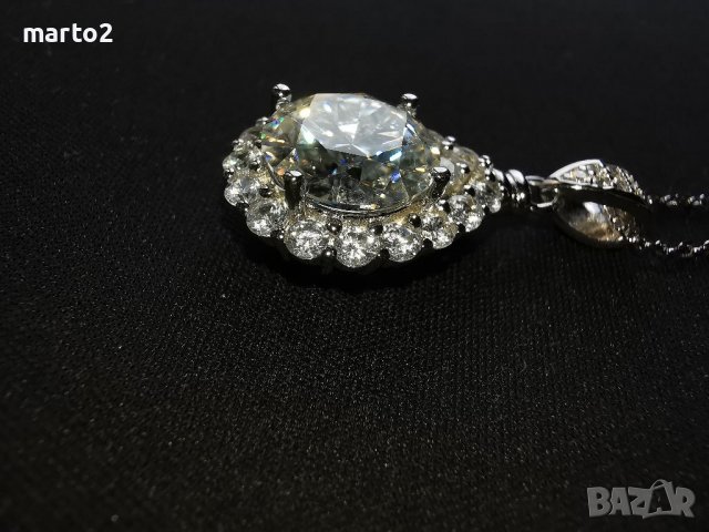 Сребърнo Колие 925 с Централен камък Мойсанит - 5 Карата и Цирконии, снимка 3 - Колиета, медальони, синджири - 39090132