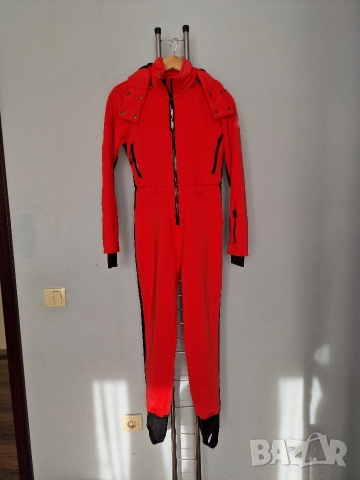 Страхотен ски гащеризон ASOS размер 40, снимка 9 - Зимни спортове - 52828329