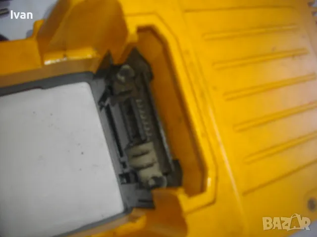 36V DeWALT DE9000 Type 1 ОРИГИНАЛНО НЕМСКО ЗАРЯДНО ДеВалт ЗА БАТЕРИИ 28-36 ВОЛТА ОТЛИЧНО, снимка 5 - Други инструменти - 49048147