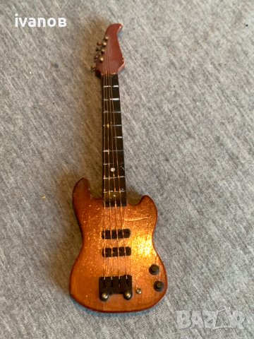 Мини модел на   китара, снимка 2 - Антикварни и старинни предмети - 43919025