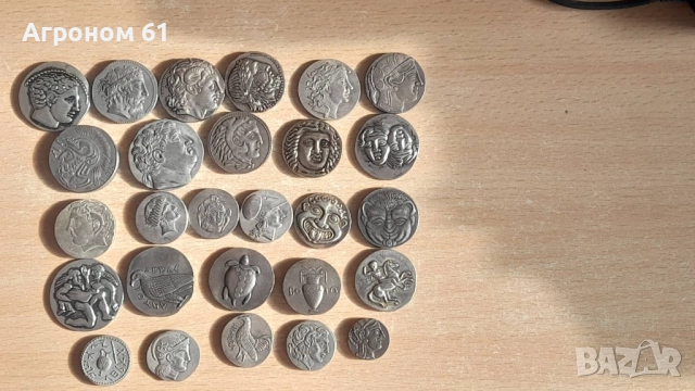 Римски монети сечени от Брут по случай убийство на Цезар реплики, снимка 5 - Нумизматика и бонистика - 52532817