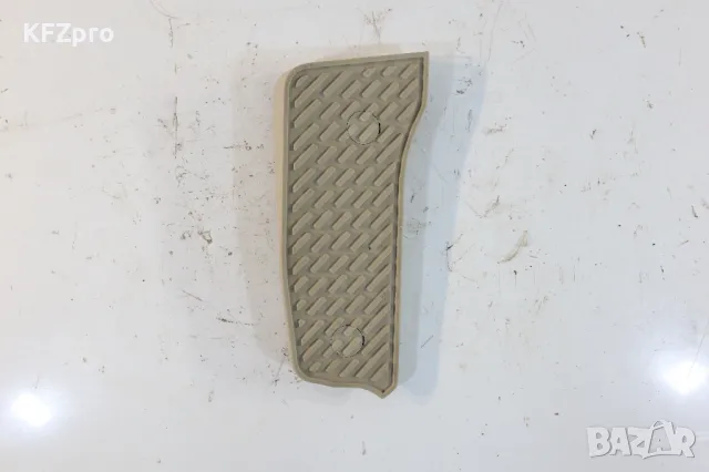 Интериорни пластмаси и капаци Land Cruiser , снимка 13 - Части - 49493725