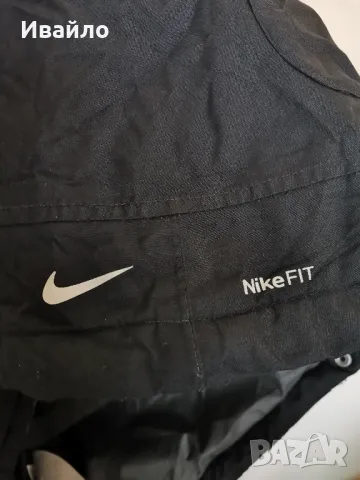 Дамско ски яке Nike. , снимка 3 - Якета - 47510515