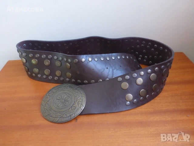 Широк дамски кожен колан с капси, снимка 7 - Колани - 50759053