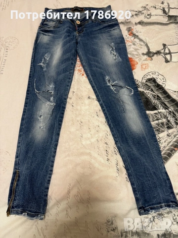 Стилни дънки в стил DSQUARED с модерен distressed дизайн., снимка 2 - Дънки - 24676218