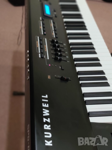 Kurzweil SP5-8 / 88-клавишно стейдж пиано в отлично състояние, снимка 4 - Пиана - 52841971