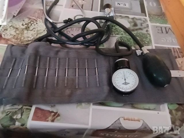 Механичен апарат за кръвно налягане, нов, снимка 2 - Уреди за диагностика - 51369161