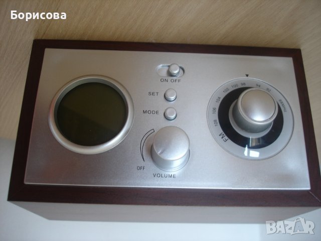 Продавам радио часовник колекционерски., снимка 4 - Радиокасетофони, транзистори - 40079136