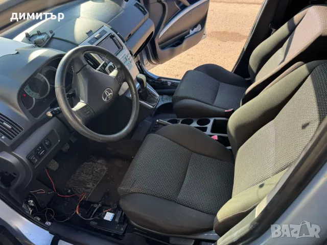 toyota corolla verso 2.2 d-cat navi на части тойота  корола версо, снимка 8 - Автомобили и джипове - 48742763