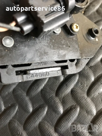 Десен механизъм за заключване на задната врата за Jeep Grand Cherokee (2001) C44060 , снимка 3 - Части - 53499443