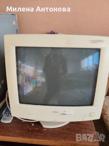 Пишеща машина,DVD,Компютър!, снимка 10 - Монитори - 53138660