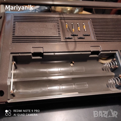 Grundig Concert Boy 220, снимка 5 - Радиокасетофони, транзистори - 53303677