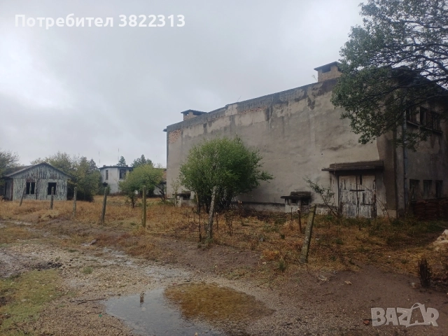 Продавам-под ноем поземлен имот 14декара