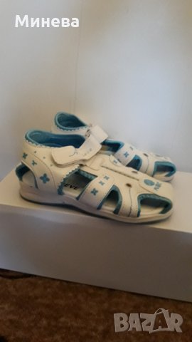 Детски сандали , снимка 1