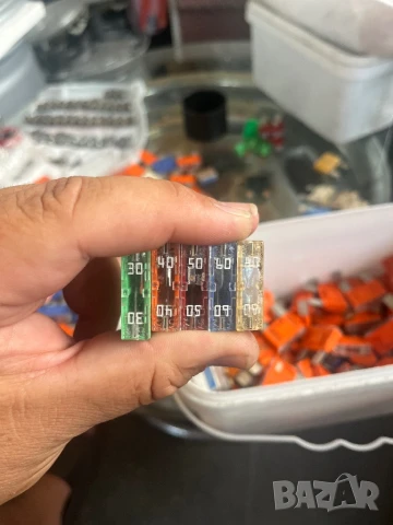 Бушони 12v/24v, снимка 2 - Части - 50599453