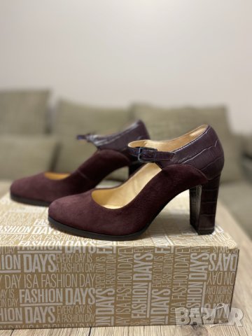 Чисто нови дамски обувки Clarks - номер 35, снимка 3 - Дамски елегантни обувки - 43178164