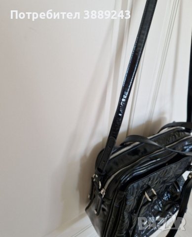 Дамска оригинална чанта Версаче , снимка 11 - Чанти - 43309424