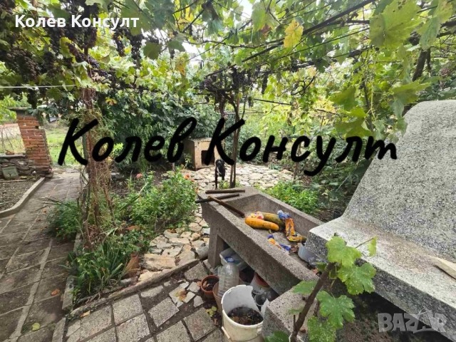 Продавам къща с. Крепост, Център , снимка 6 - Къщи - 52000078