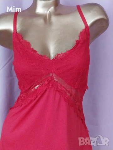 46/48 Червена еластична нощница с дантела , снимка 6 - Нощници - 52717401