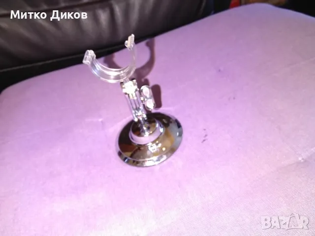 Статив някакъв