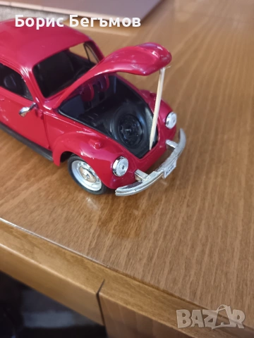 Фолксваген VW VOLKSWAGEN BEETLE 1:24, снимка 7 - Коли, камиони, мотори, писти - 53484641