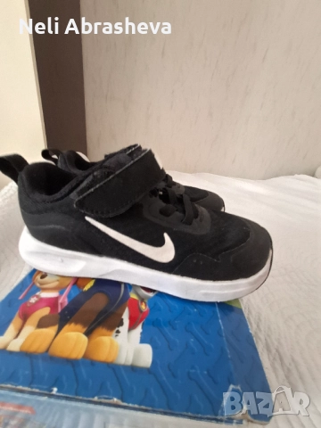 Маратонки за момче Nike 