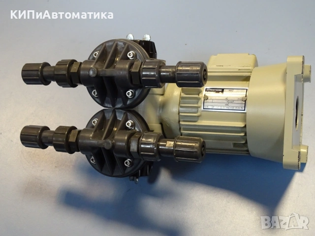 дозираща мембранна помпа Lutz Jesco ZTM24K Motor Driven Diaphragm Dosing Pump 2х22L/h, снимка 2 - Резервни части за машини - 53176702