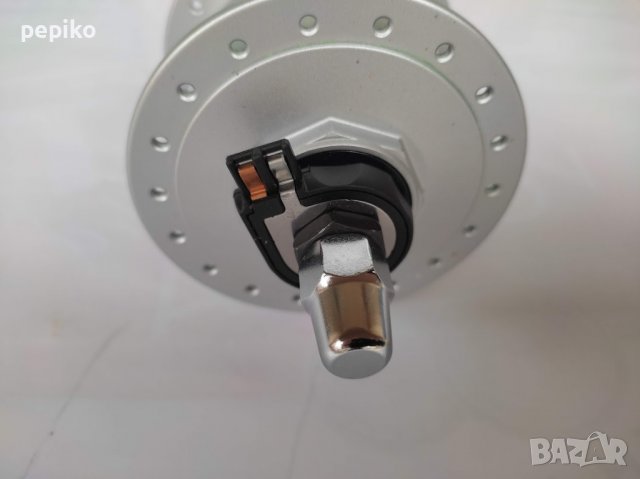 Продавам колела внос от Германия  динамо главина SHIMANO NEXUS 6V-3W, снимка 2 - Части за велосипеди - 39859846