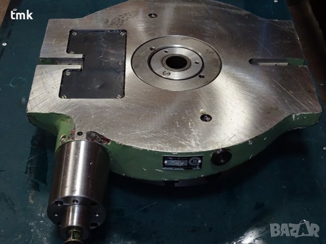 Въртяща делителна маса ВДМ-320 за фреза ФУ-321, снимка 12 - Резервни части за машини - 37896283