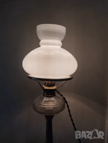 Стара настолна лампа, снимка 6 - Настолни лампи - 48279844