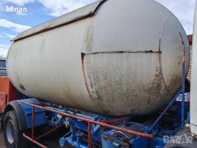 Цистерна 14 куб, снимка 2 - Камиони - 49564225