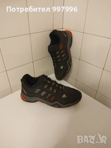 оригинални непромокаеми маратонки-ADIDAS terrex-42номер , снимка 4 - Маратонки - 53290230