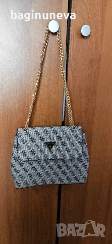 Нова Дамска сива чанта на Guess