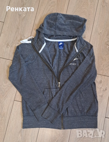 Дамски екип Nike, снимка 6 - Комплекти - 52511184