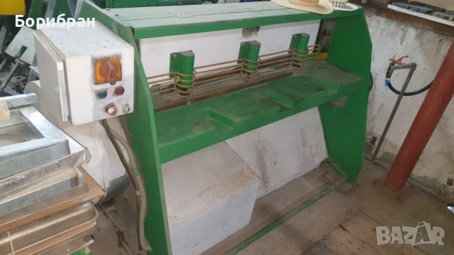 Гилотина 2.5х 1100мм, снимка 7 - Други машини и части - 51438219