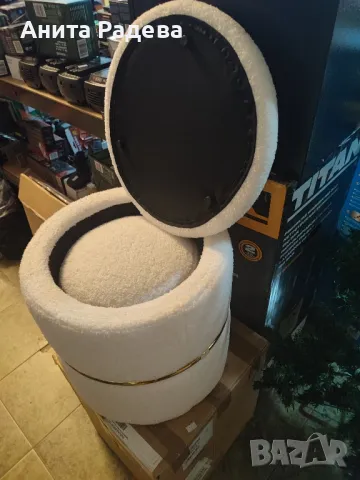 Табуретка , снимка 2 - Дивани и мека мебел - 48470980
