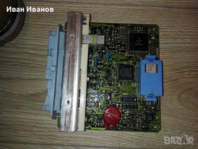 Продавам 5 броя компютри от Opel Vectra A-двигател C16NZ,моноинжекцион,75 кс 