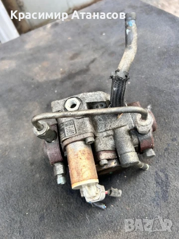 22100-0R040. ГНП-горивна помпа за Тойота Авенсис T27. Дизел. HU294000-0711