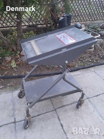 Метална количка .