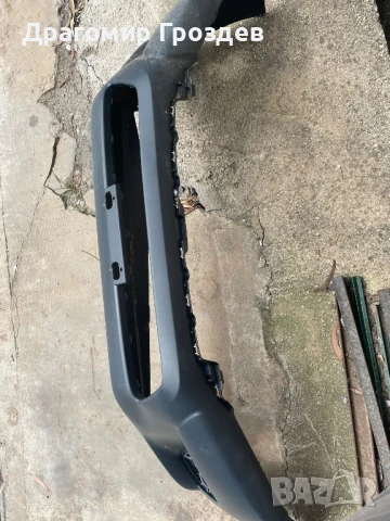 Оригинална предна броня за Toyota Hilux / Тойота Хайлукс (2016-2020), снимка 2 - Части - 51203504