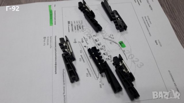 A0119889478**NEU**MERCEDES-BENZ**W211**ЩИПКИ ЗА ЛАЙСНИТЕ НА ТАВАНА **, снимка 2 - Части - 39813949