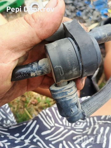 Вакуумен клапан Peugeot 308 1.4 16V 95 конски сили V754196180-03, снимка 3 - Части - 51293086