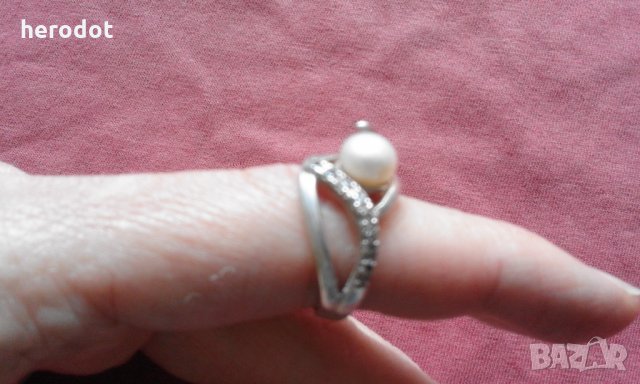 сребърен дамски пръстен с перла - нежна, изящна изработка! КРАСОТА!, снимка 3 - Пръстени - 26468978